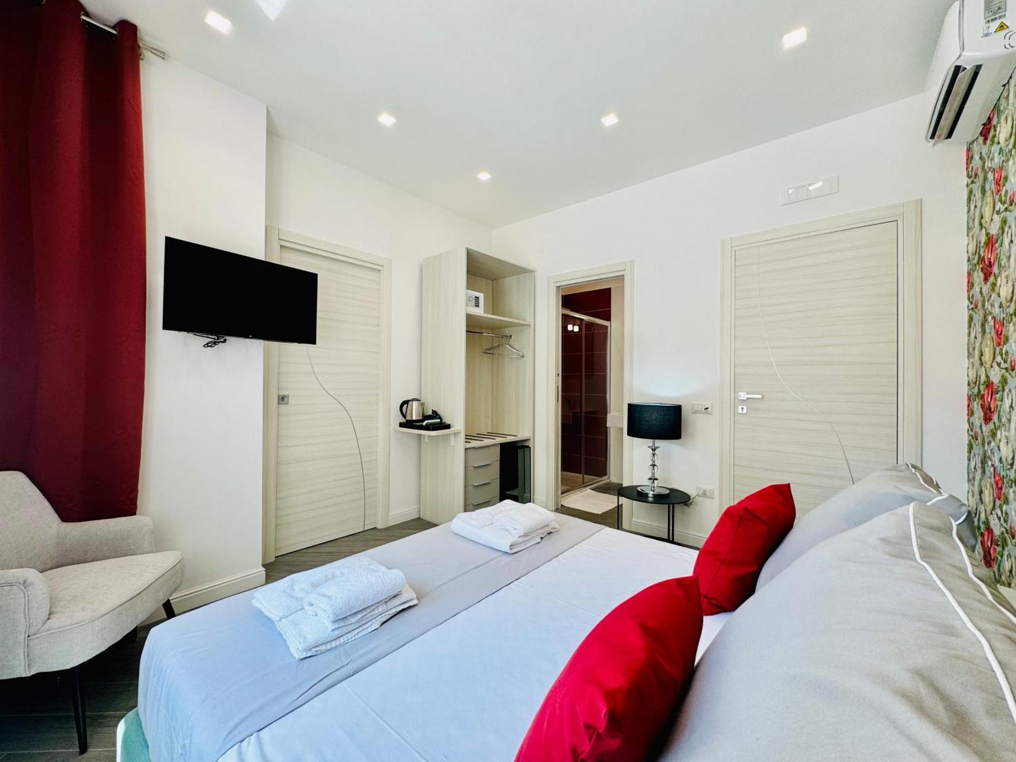 Yourhome - Santa Lucia Rooms Sorrento Exterior foto
